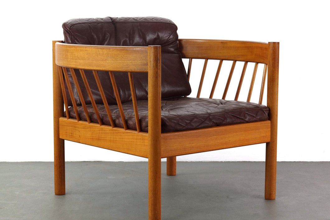 Jorgen Baekmark Spindle Barrel Chair in Teak and Original Brown Leather-ABT Modern