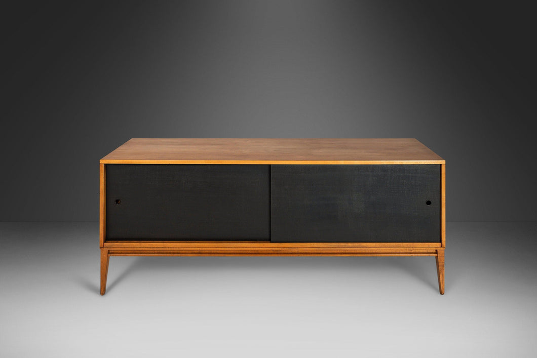 Low Profile Credenza in Maple by Paul Mccobb for Planner Group / Winchendon, USA, c. 1960s-ABT Modern