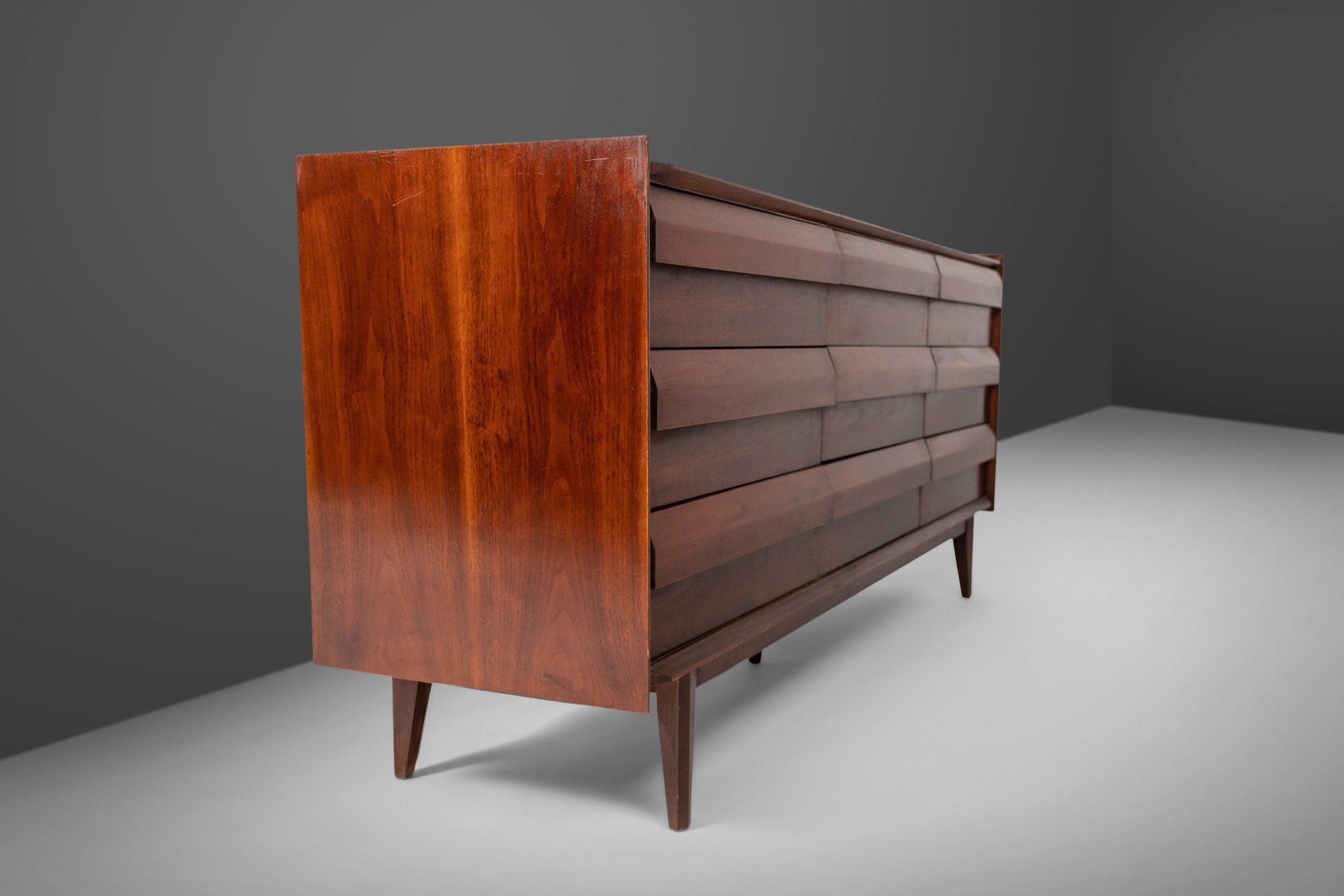 Mid Century Modern Lane First Edition 9-Drawer Dresser in Walnut, c. 1