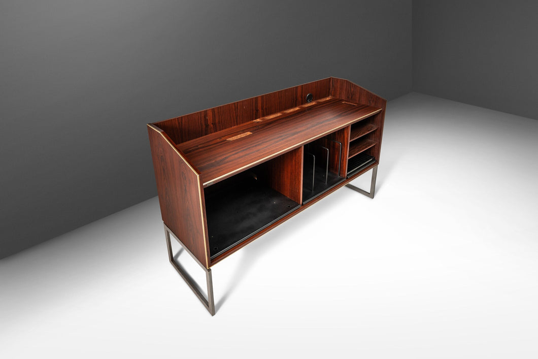 Mid Century Modern Model SC80 Record Media Console in Rosewood by Jacob Jensen for Bang & Olufsen, Denmark, c. 1970's-ABT Modern