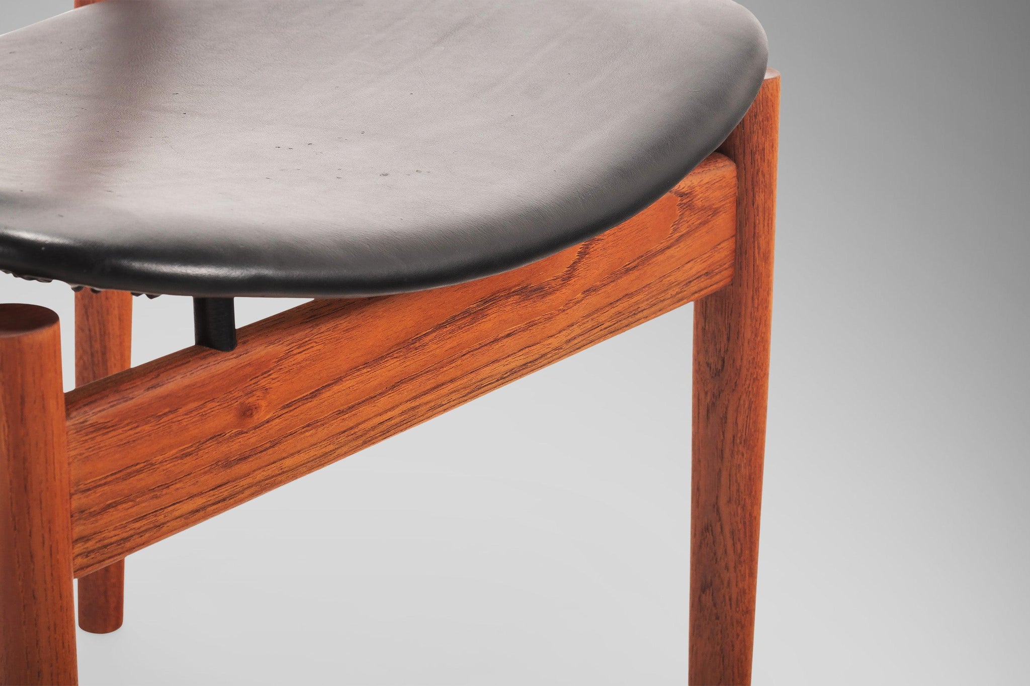 Model 197 Side / Desk Chair in Walnut & Leather by Finn Juhl for Franc