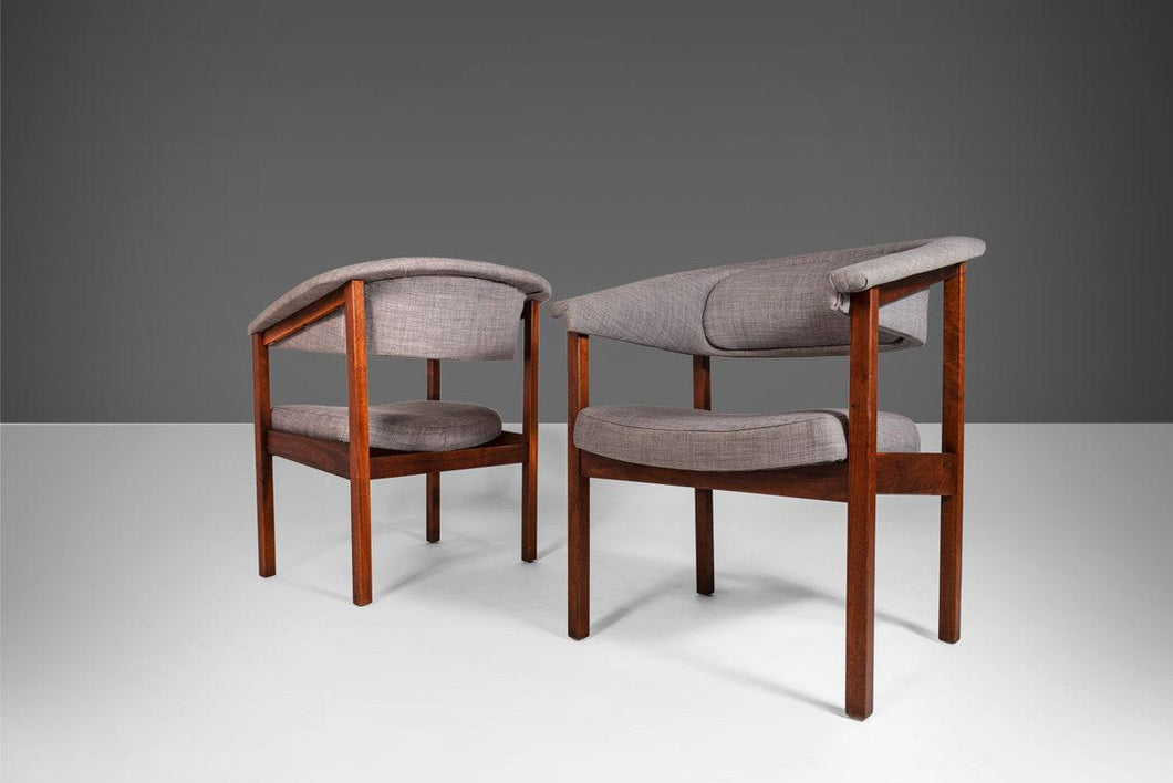 Pair of Barrel Arm Chairs by Arthur Umanoff for Madison in Original Gray Knit Fabric, c. 1960s-ABT Modern