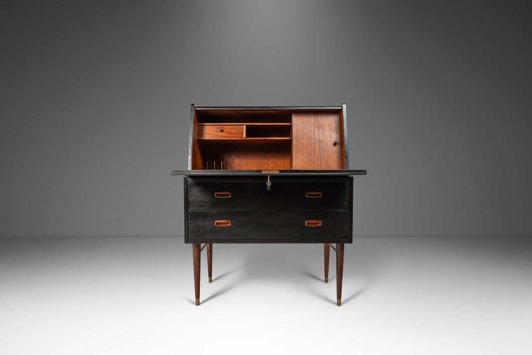 Rare Custom Secretary Desk Vanity Attributed to Arne Wahl Iversen for Falster Mobelfabrik, Denmark, 1960s-ABT Modern