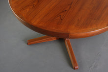 Load image into Gallery viewer, Scandinavian Teak Extendable Dining Table with Central Leg by Ib Kofod Larsen for Faarup Møbelfabrik, 1960s-ABT Modern
