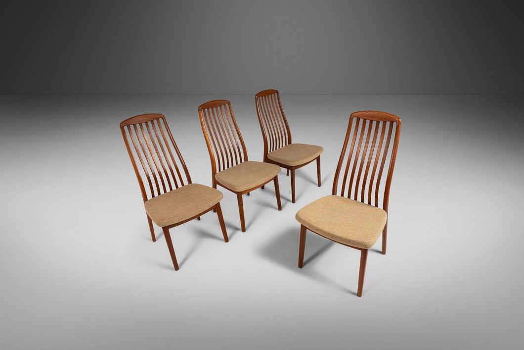 Set of Four (4) Ergonomic Contoured Dining Chairs by Shou Andersen in Teak Wood and Original Oatmeal Fabric, Denmark, c. 1970s-ABT Modern