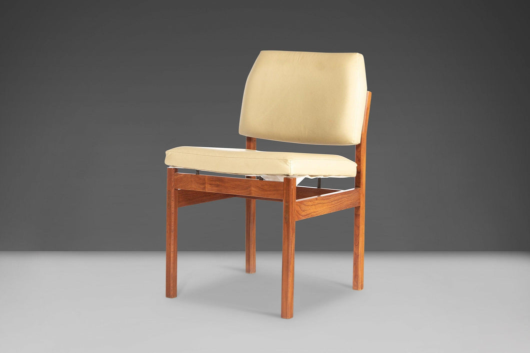 Set of Six (6) Dining Chairs in Walnut and Original Vinyl in the Manner of Jens Risom, c. 1960s-ABT Modern