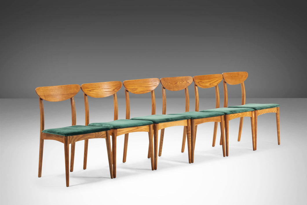 Set of Six (6) Restored Heywood Wakefield Danish Style Dining Chairs in Oak & Green Velvet, USA, c. 1960's-ABT Modern