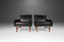Load image into Gallery viewer, Set of Two (2) Lounge Chairs in Walnut / Vinyl Attributed to Milo Baughman, USA, c. 1950s-ABT Modern
