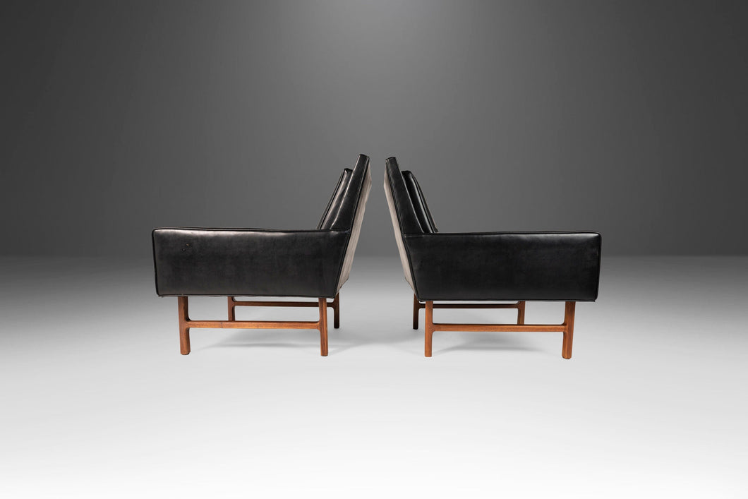Set of Two (2) Lounge Chairs in Walnut / Vinyl Attributed to Milo Baughman, USA, c. 1950s-ABT Modern