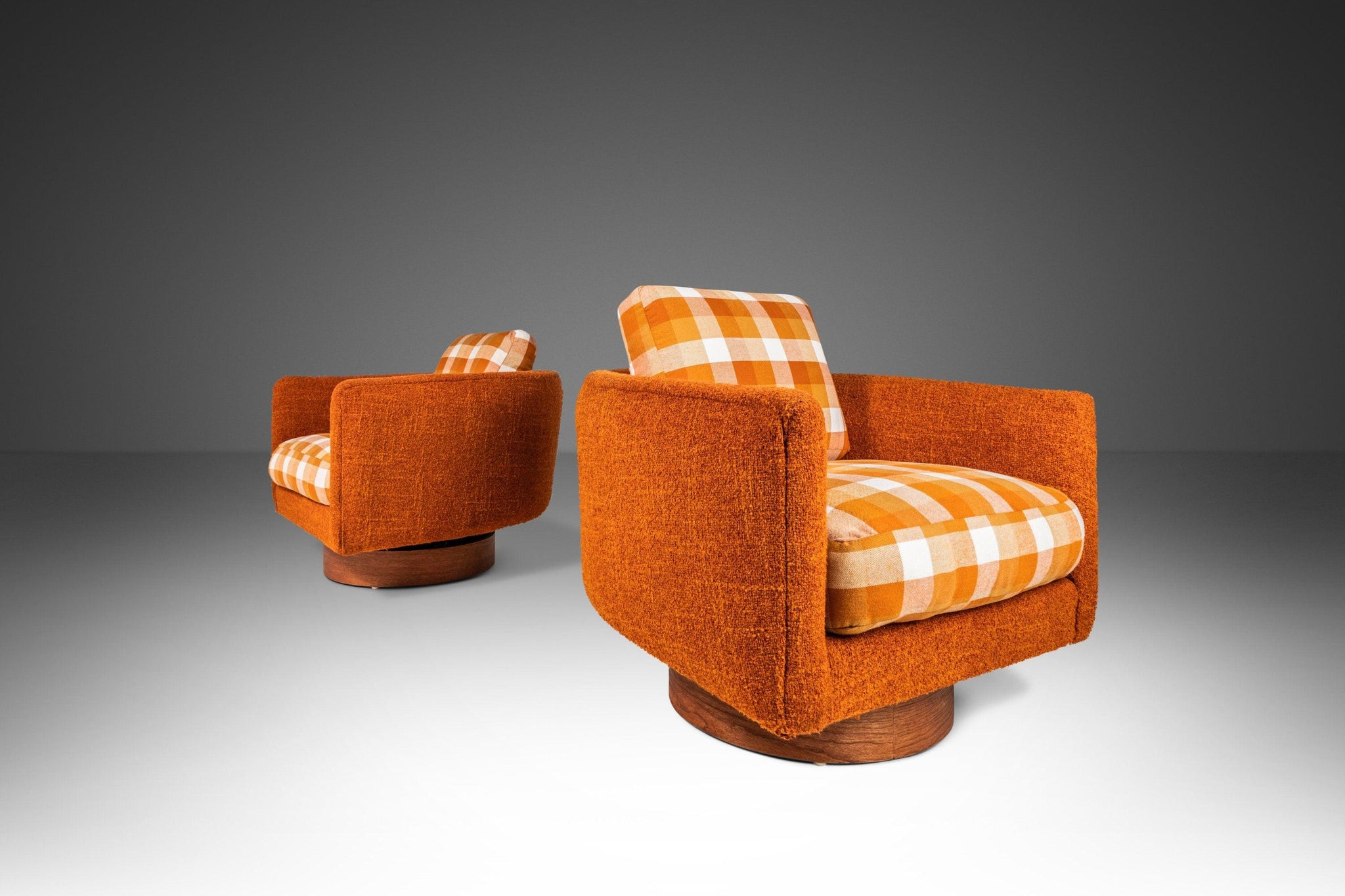 Load image into Gallery viewer, Set of Two (2) Mid Century Modern Swiveling Tub Barrell Chairs in Original Tweed Attributed to Milo Baughman, USA, c. 1970's-ABT Modern