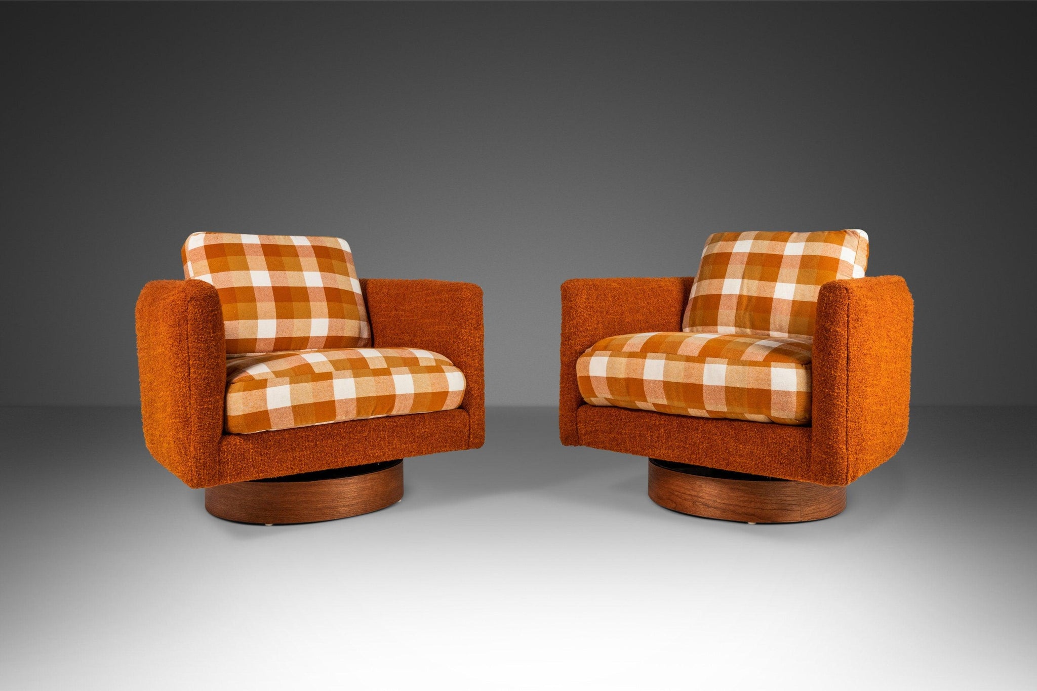 Load image into Gallery viewer, Set of Two (2) Mid Century Modern Swiveling Tub Barrell Chairs in Original Tweed Attributed to Milo Baughman, USA, c. 1970's-ABT Modern