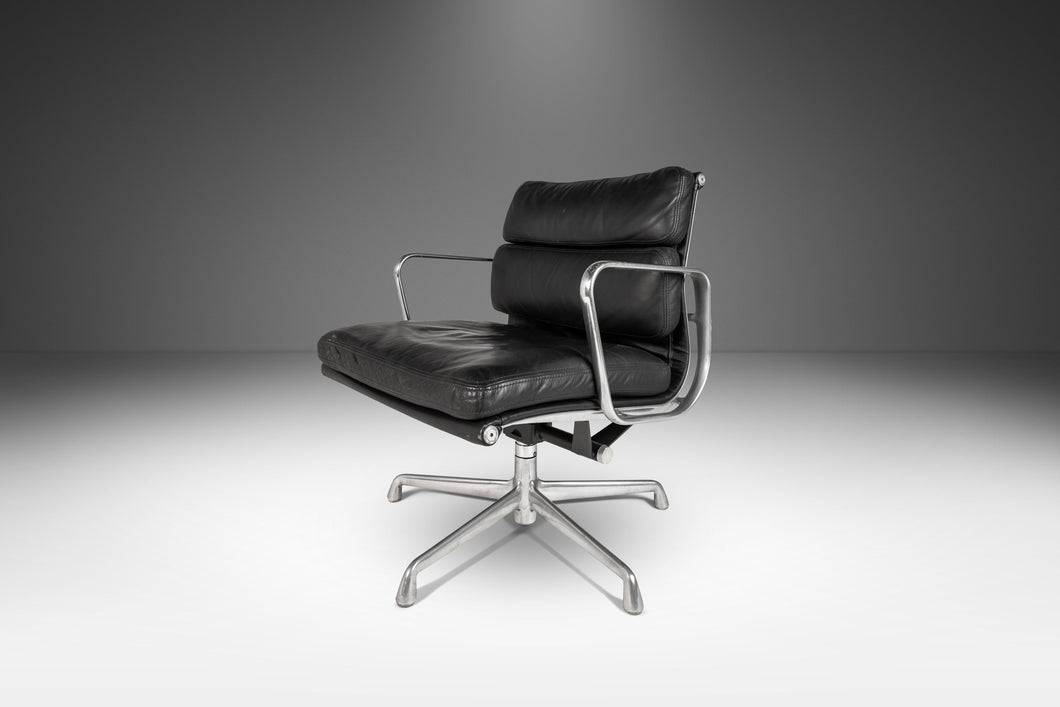 Swiveling Soft Pad Management Office Chair in Leather by Eames for Herman Miller, USA, c. 1995-ABT Modern
