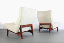 Load image into Gallery viewer, Vintage Jens Risom for Knoll Lounge Chairs in Stunning Original Upholstery on a Walnut Frame-ABT Modern
