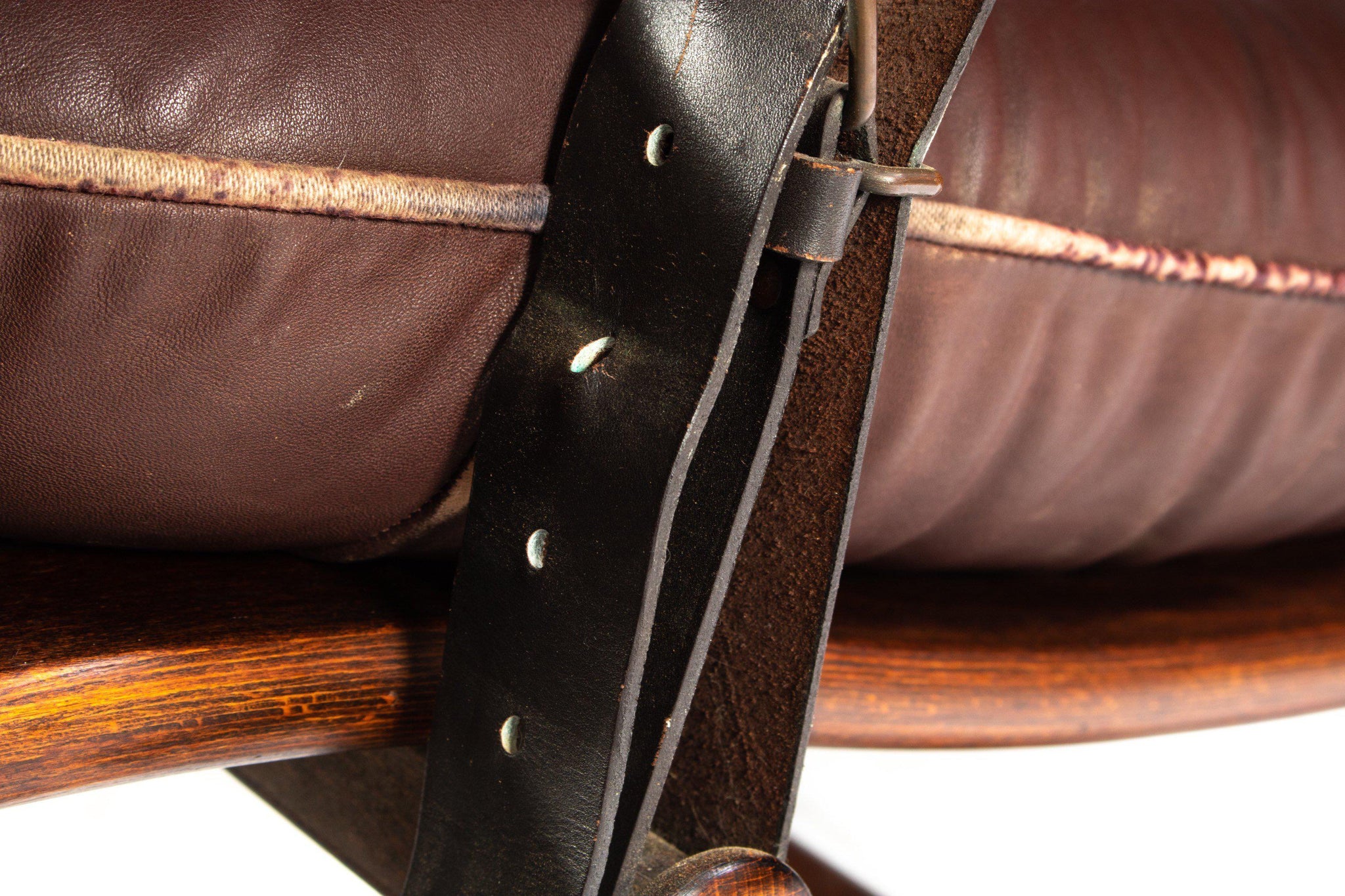 Leather Belt Lounge Chair | Brown